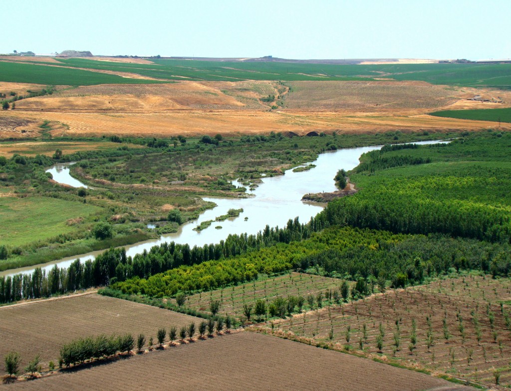 Tigris_River_At_Diyarbakir